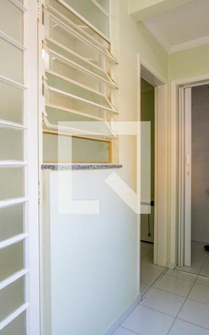 Apartamento para alugar com 71m², 2 quartos e 1 vagaÁrea de serviço
