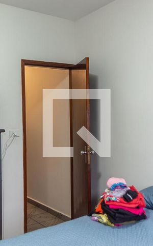 Casa à venda com 140m², 2 quartos e 2 vagas Casa à venda com 140m², 2 quartos e 2 vagasQuarto 1