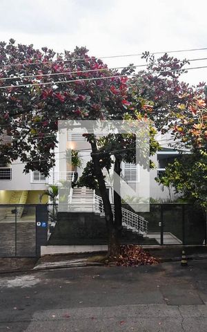 Casa para alugar com 600m², 4 quartos e 3 vagas Casa para alugar com 600m², 4 quartos e 3 vagasVista da suíte 4