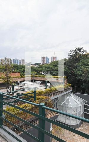Casa para alugar com 600m², 4 quartos e 3 vagas Casa para alugar com 600m², 4 quartos e 3 vagasVaranda