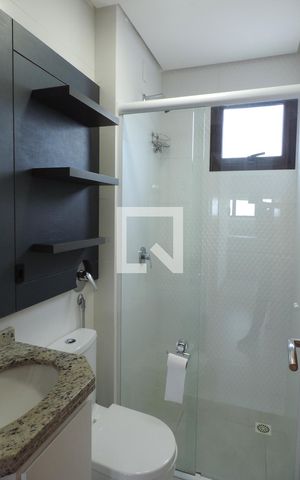 Apartamento para alugar com 83m², 2 quartos e 2 vagasBanheiro