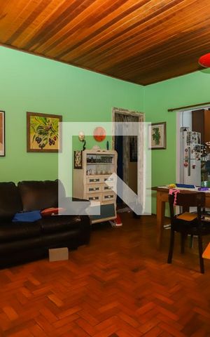 Apartamento à venda com 94m², 2 quartos e 1 vagaSala
