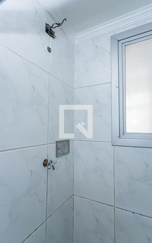 Apartamento à venda com 79m², 2 quartos e 1 vaga Apartamento à venda com 79m², 2 quartos e 1 vagaBanheiro