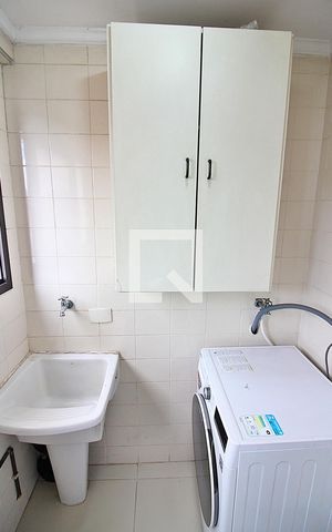 Apartamento à venda com 80m², 3 quartos e 1 vagaÁrea de Serviço