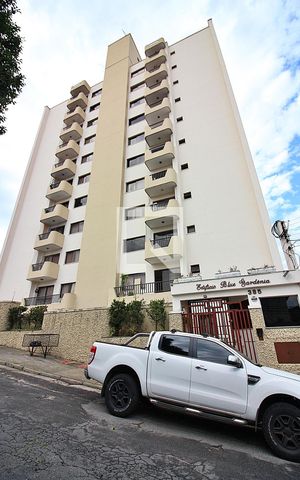 Apartamento à venda com 80m², 3 quartos e 1 vagaFachada