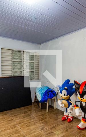 Casa à venda com 187m², 4 quartos e sem vaga Casa à venda com 187m², 4 quartos e sem vagaSala casa 2