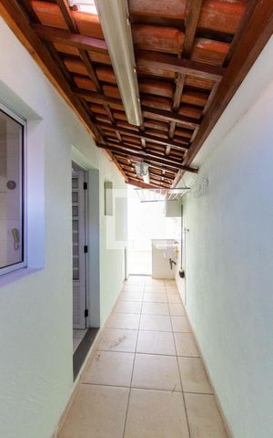 Casa de condomínio para alugar com 85m², 2 quartos e 2 vagas Casa de condomínio para alugar com 85m², 2 quartos e 2 vagasÁrea de Serviço