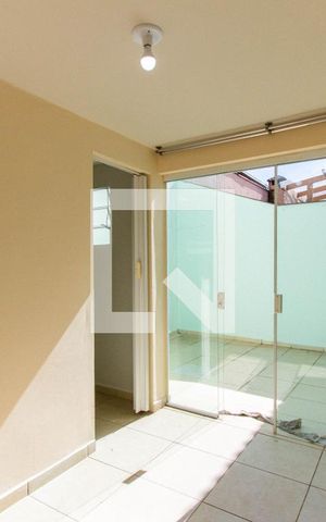Casa de condomínio para alugar com 85m², 2 quartos e 2 vagas Casa de condomínio para alugar com 85m², 2 quartos e 2 vagasSala 2