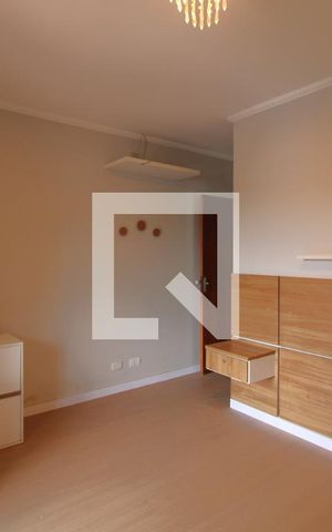 Casa à venda com 158m², 3 quartos e 3 vagasSuíte