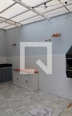 Casa à venda com 158m², 3 quartos e 3 vagasÁrea fundos da casa