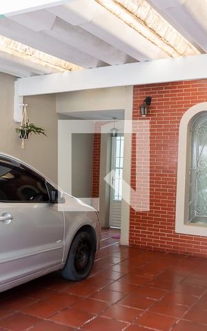 Casa à venda com 155m², 3 quartos e 2 vagas Casa à venda com 155m², 3 quartos e 2 vagasGaragem