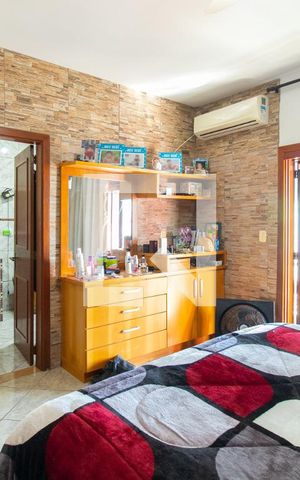 Casa de condomínio à venda com 357m², 3 quartos e 1 vaga Casa de condomínio à venda com 357m², 3 quartos e 1 vagaQuarto 1