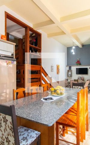Casa de condomínio à venda com 357m², 3 quartos e 1 vaga Casa de condomínio à venda com 357m², 3 quartos e 1 vagaCozinha