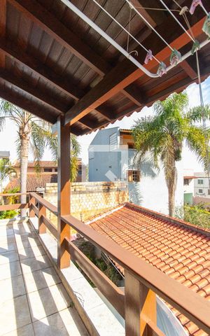 Casa de condomínio à venda com 357m², 3 quartos e 1 vaga Casa de condomínio à venda com 357m², 3 quartos e 1 vagavaranda