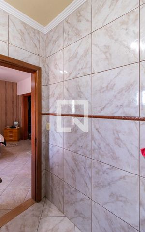 Casa de condomínio à venda com 357m², 3 quartos e 1 vaga Casa de condomínio à venda com 357m², 3 quartos e 1 vagaBanheiro do Quarto 1