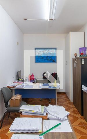 Casa de condomínio à venda com 357m², 3 quartos e 1 vaga Casa de condomínio à venda com 357m², 3 quartos e 1 vagaSala