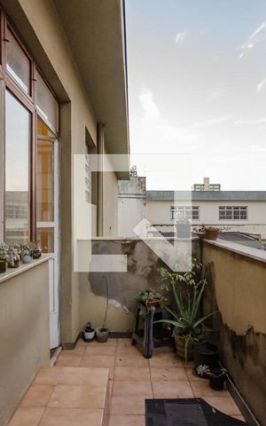 Casa à venda com 248m², 4 quartos e 4 vagas Casa à venda com 248m², 4 quartos e 4 vagasVaranda da Sala 2