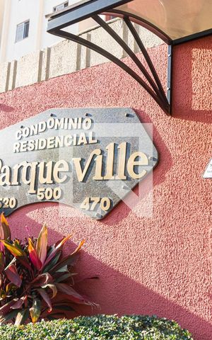 Apartamento à venda com 98m², 3 quartos e 1 vaga Apartamento à venda com 98m², 3 quartos e 1 vagaFachada e portaria