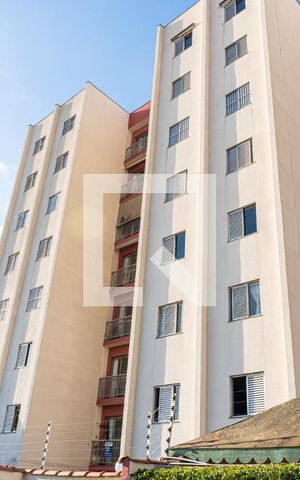 Apartamento à venda com 98m², 3 quartos e 1 vaga Apartamento à venda com 98m², 3 quartos e 1 vagaFachada e portaria