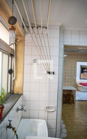 Apartamento à venda com 98m², 3 quartos e 1 vaga Apartamento à venda com 98m², 3 quartos e 1 vagaÁrea de Serviço