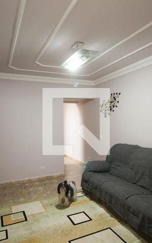 Casa à venda com 138m², 3 quartos e 2 vagas Casa à venda com 138m², 3 quartos e 2 vagasSala