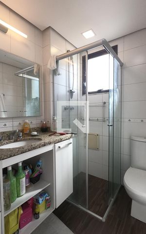 Apartamento à venda com 240m², 4 quartos e 3 vagasBanheiro 1