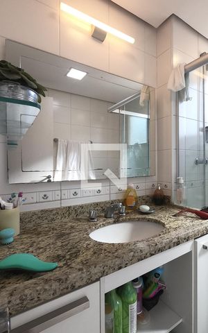 Apartamento à venda com 240m², 4 quartos e 3 vagasBanheiro 1