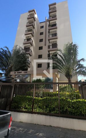 Apartamento à venda com 240m², 4 quartos e 3 vagasFachada do bloco