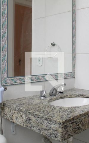 Casa à venda com 100m², 3 quartos e 1 vagaBanheiro