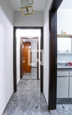Casa à venda com 145m², 2 quartos e 2 vagasCorredor