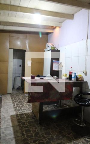 Casa para alugar com 350m², 4 quartos e 3 vagasCozinha