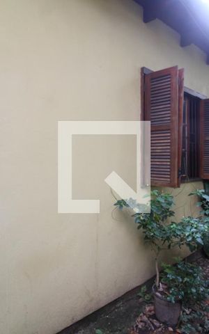Casa para alugar com 350m², 4 quartos e 3 vagascasa dos fundos 