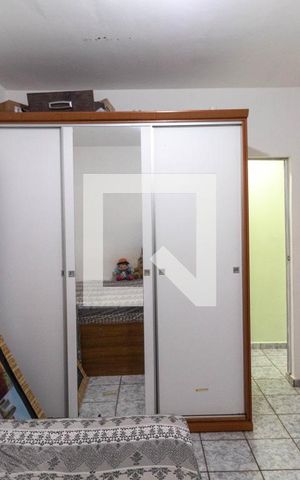 Casa à venda com 120m², 5 quartos e 1 vaga Casa à venda com 120m², 5 quartos e 1 vagaQuarto 1