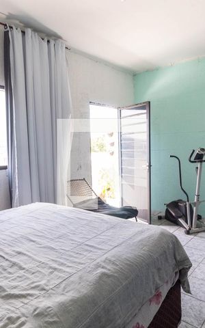 Casa à venda com 120m², 5 quartos e 1 vaga Casa à venda com 120m², 5 quartos e 1 vagaQuarto 2