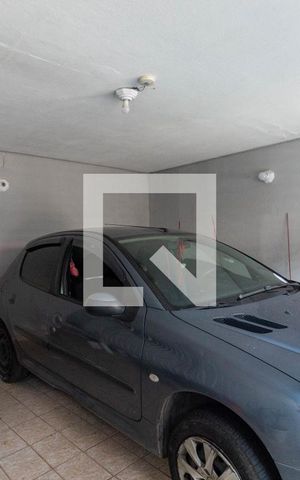 Casa à venda com 120m², 5 quartos e 1 vaga Casa à venda com 120m², 5 quartos e 1 vagaGaragem