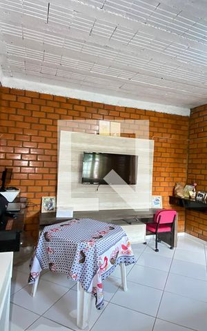 Casa à venda com 150m², 3 quartos e 1 vagaSala