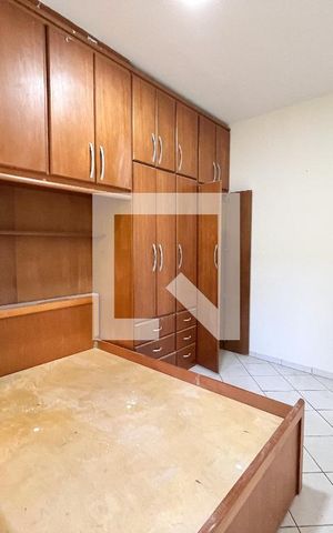 Casa à venda com 300m², 3 quartos e 2 vagas Casa à venda com 300m², 3 quartos e 2 vagasSuite