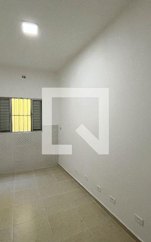 Casa à venda com 300m², 3 quartos e 2 vagas Casa à venda com 300m², 3 quartos e 2 vagasQuarto 3