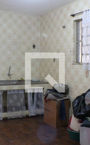 Casa para alugar com 240m², 2 quartos e 2 vagasCozinha