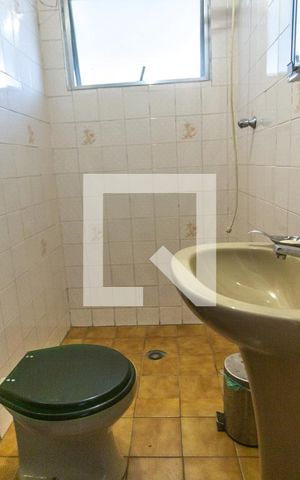 Casa à venda com 340m², 3 quartos e 5 vagas Casa à venda com 340m², 3 quartos e 5 vagasBanheiro de serviço