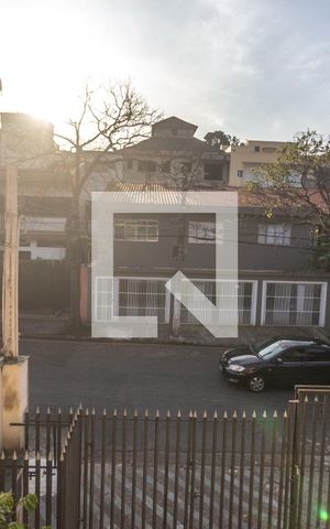 Casa à venda com 340m², 3 quartos e 5 vagas Casa à venda com 340m², 3 quartos e 5 vagasVista suíte 3