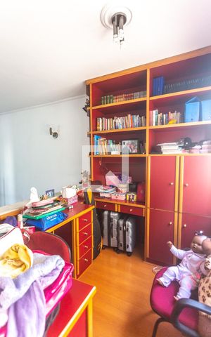 Casa à venda com 340m², 3 quartos e 5 vagas Casa à venda com 340m², 3 quartos e 5 vagasExtensão suíte 2