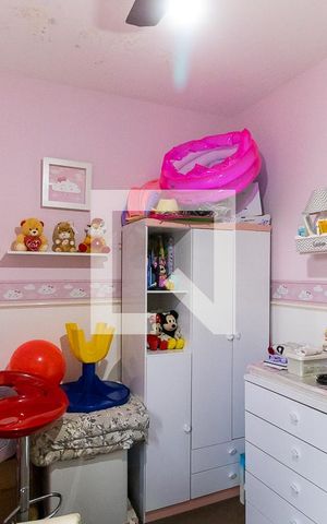Casa à venda com 262m², 5 quartos e 4 vagas Casa à venda com 262m², 5 quartos e 4 vagasQuarto 2