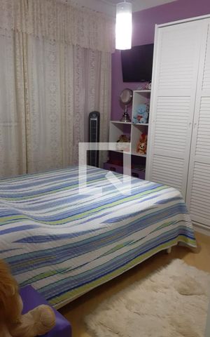 Casa à venda com 143m², 3 quartos e 4 vagas