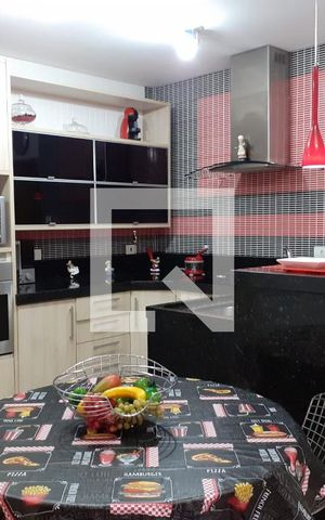 Casa à venda com 143m², 3 quartos e 4 vagas