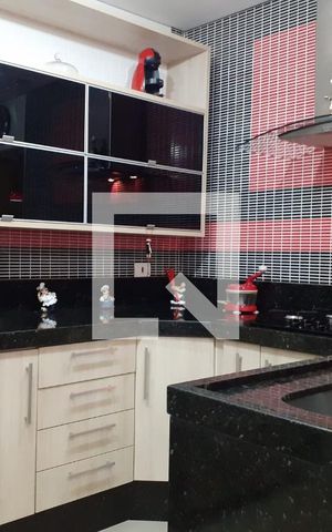 Casa à venda com 143m², 3 quartos e 4 vagas