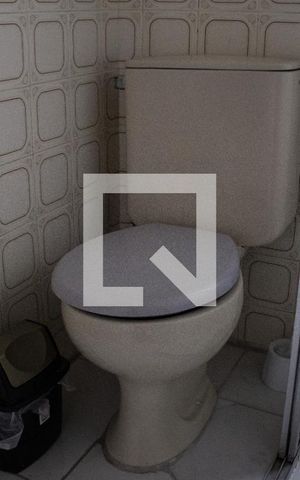 Apartamento para alugar com 57m², 2 quartos e 1 vaga Apartamento para alugar com 57m², 2 quartos e 1 vagaBanheiro