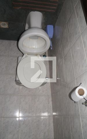 Casa à venda com 465m², 5 quartos e 3 vagasBanheiro de Serviço