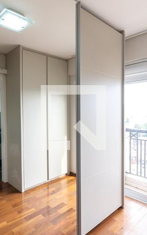 Apartamento à venda com 170m², 4 quartos e 3 vagasSuíte 4 / Closet
