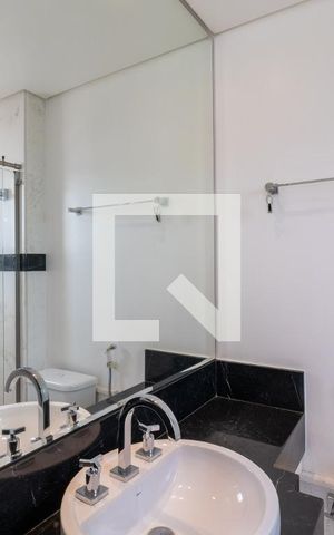 Apartamento à venda com 170m², 4 quartos e 3 vagasBanheiro da Suíte 2